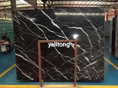 Hiina must Marquina marmorvannituba